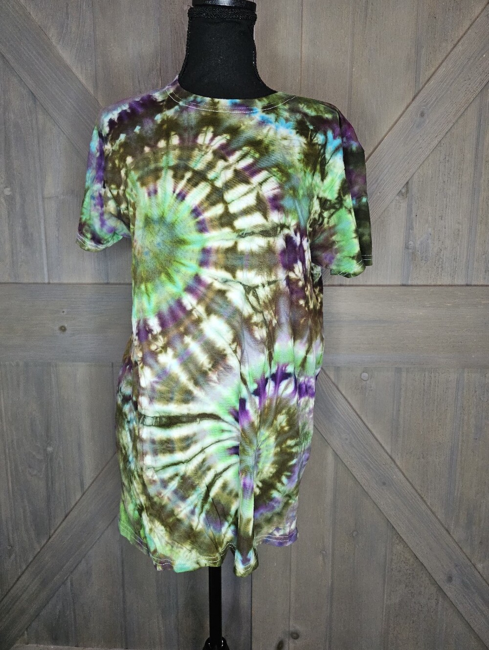 Ice Dye Tshirt sz Medium